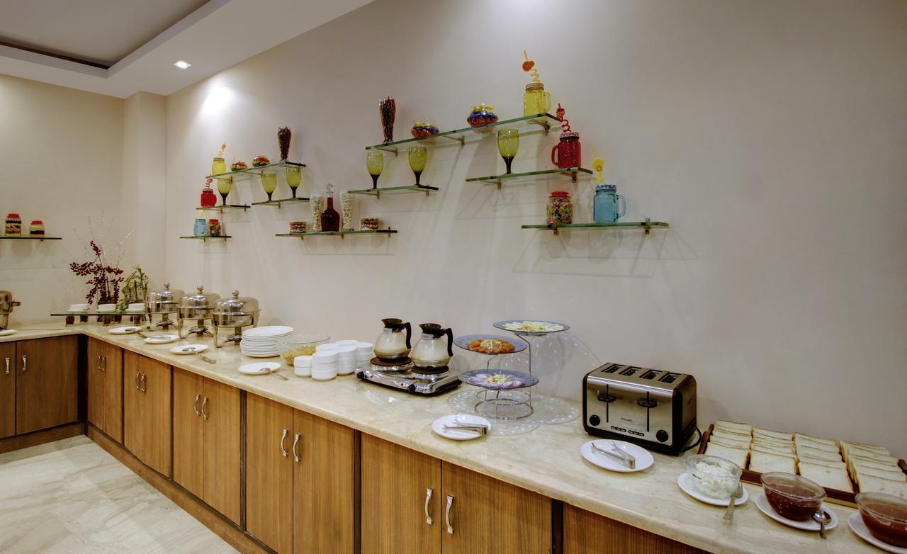 รุทรา วิลาส Hotel อัครา ภายนอก รูปภาพ