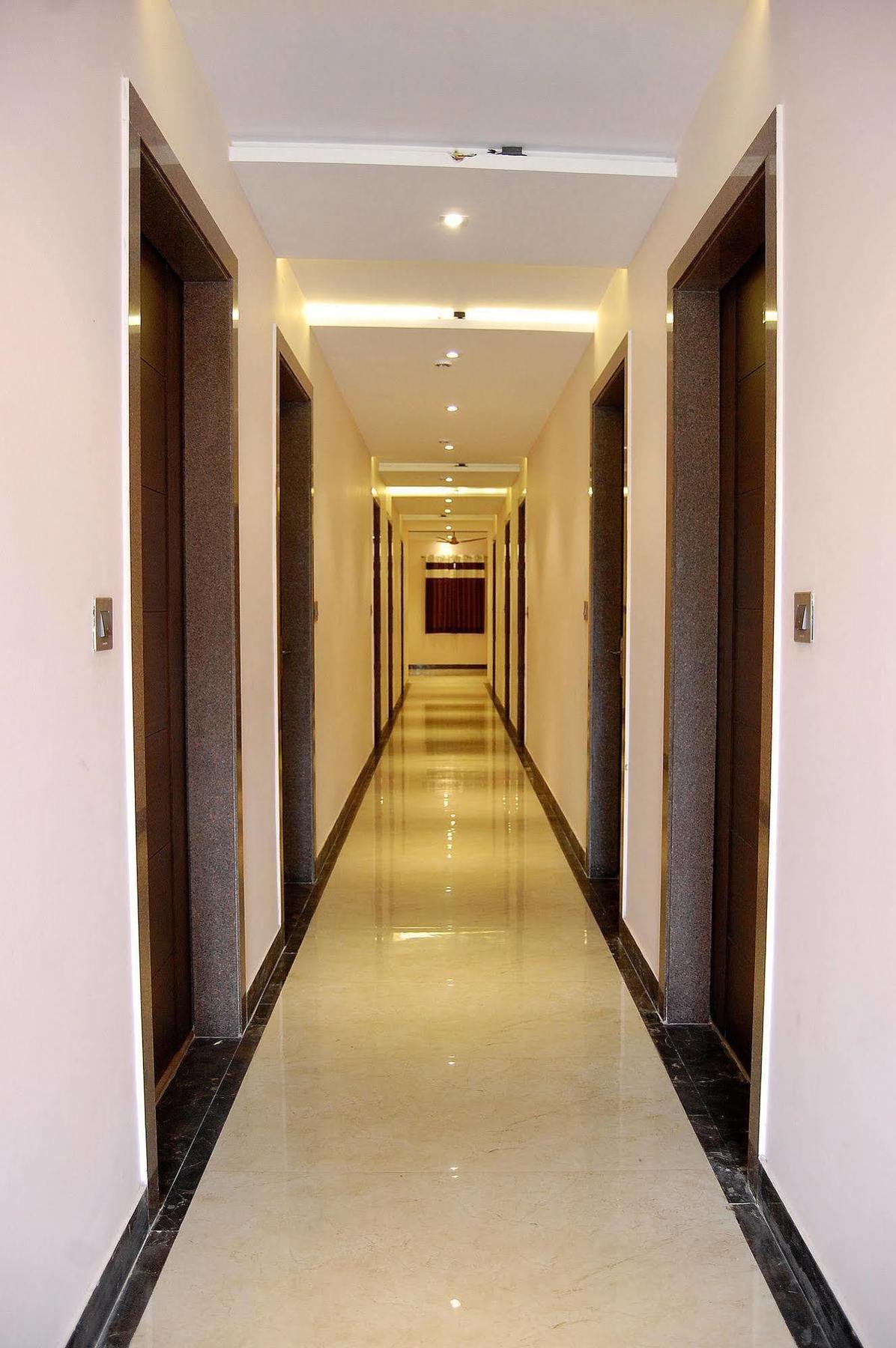 รุทรา วิลาส Hotel อัครา ภายนอก รูปภาพ